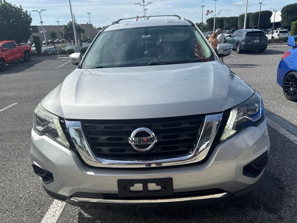 2020 Nissan Pathfinder S