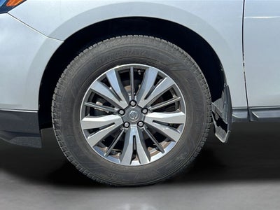 2020 Nissan Pathfinder S