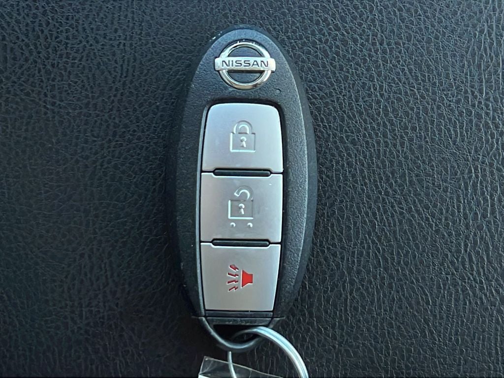 2020 Nissan Pathfinder S