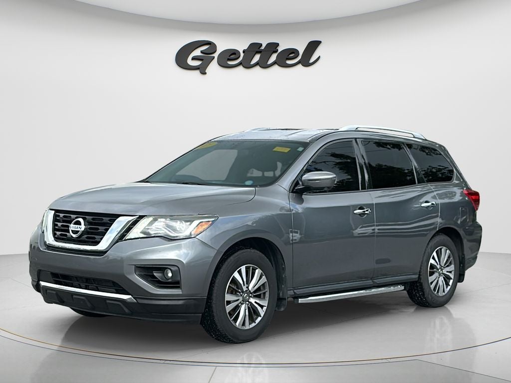 2020 Nissan Pathfinder SL 2WD's photo