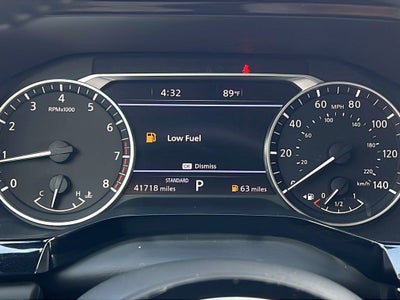 2022 Nissan Pathfinder SL