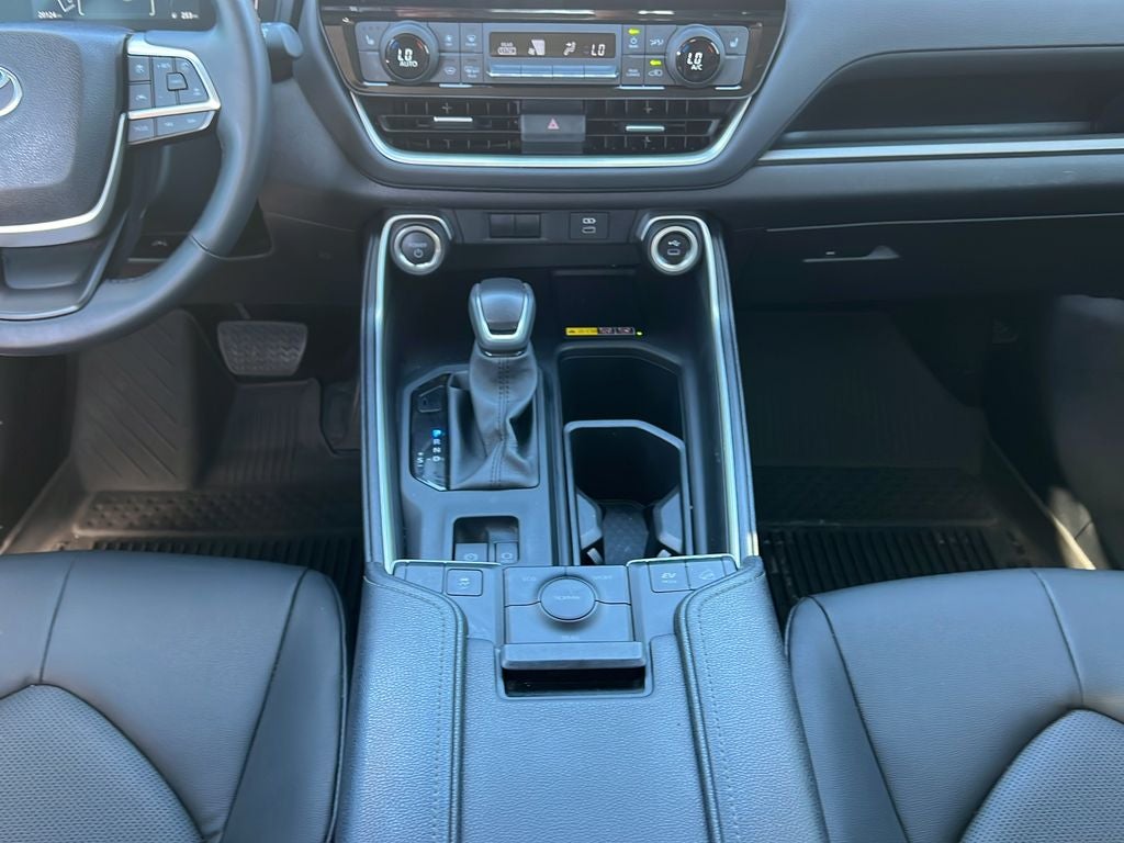 2025 Toyota GRAND HIGHLANDER HEV XLE