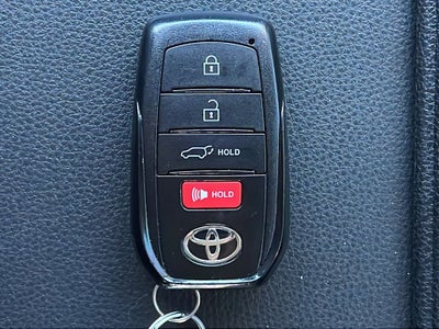 2025 Toyota GRAND HIGHLANDER HEV XLE