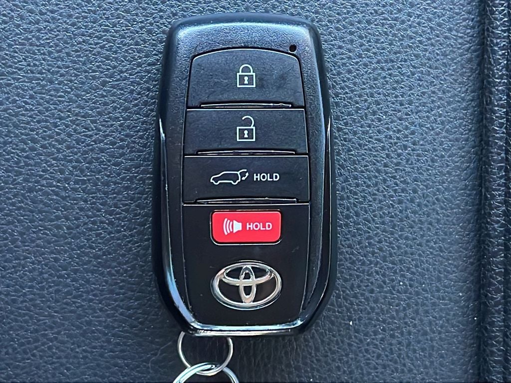 2025 Toyota GRAND HIGHLANDER HEV XLE