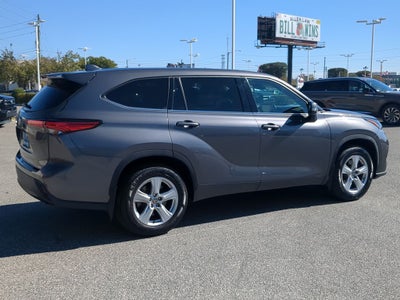 2021 Toyota HIGHLANDER LE