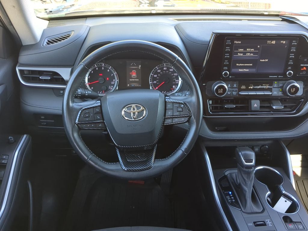 2021 Toyota HIGHLANDER LE