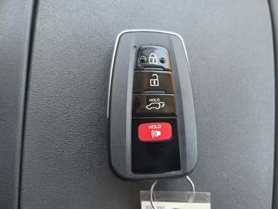 2021 Toyota HIGHLANDER LE