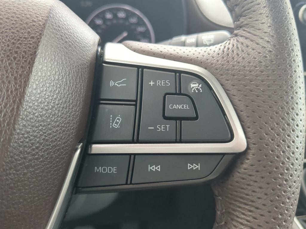 2023 Toyota SIENNA PLATINUM Platinum 7 Passenger