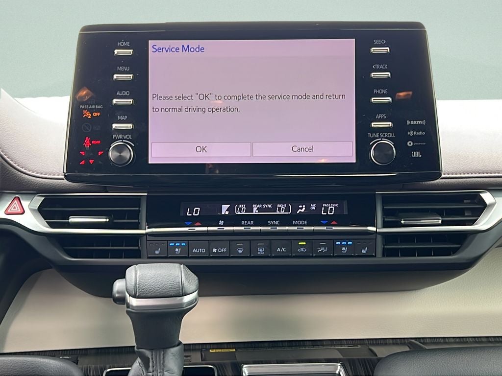 2021 Toyota Sienna Platinum 7 Passenger