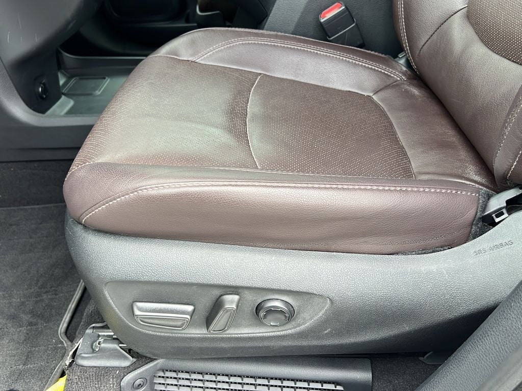 2021 Toyota Sienna Platinum 7 Passenger