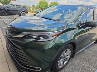 2023 Toyota Sienna Platinum 7 Passenger