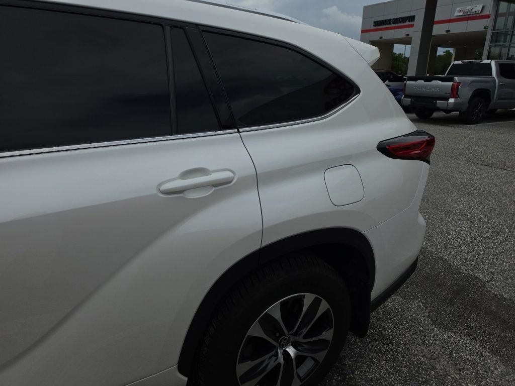 2020 Toyota Highlander Hybrid XLE
