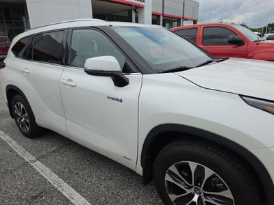 2020 Toyota Highlander Hybrid XLE