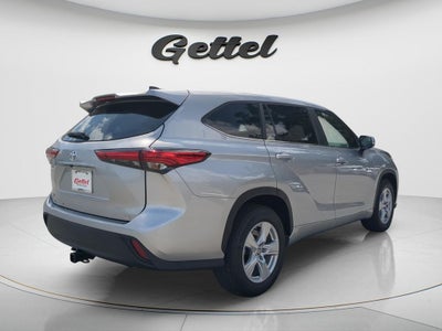 2023 Toyota Highlander LE