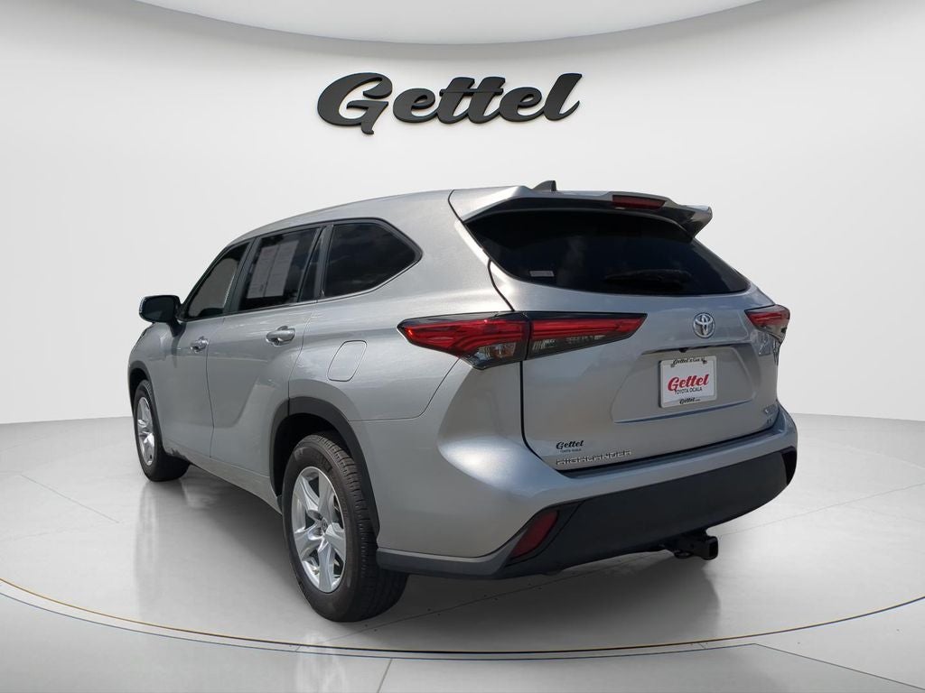 2023 Toyota Highlander LE