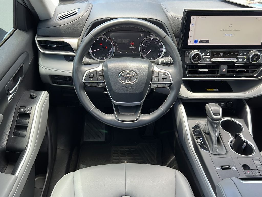 2023 Toyota HIGHLANDER XLE