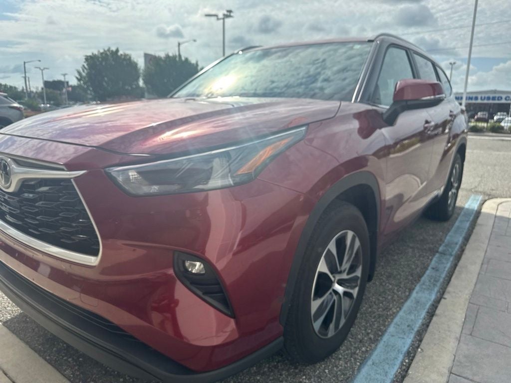 2023 Toyota Highlander XLE