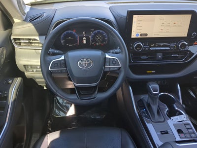 2023 Toyota HIGHLANDER Limited