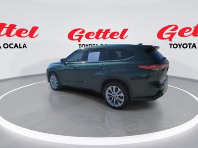 2023 Toyota HIGHLANDER XLE