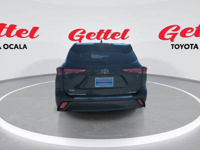2023 Toyota HIGHLANDER XLE