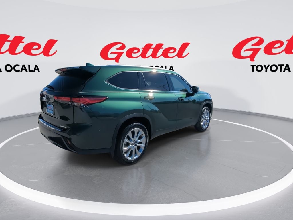 2023 Toyota HIGHLANDER XLE