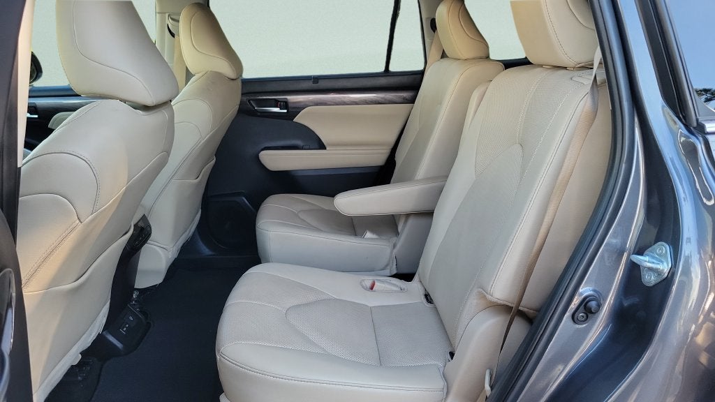 2025 Toyota Highlander Limited