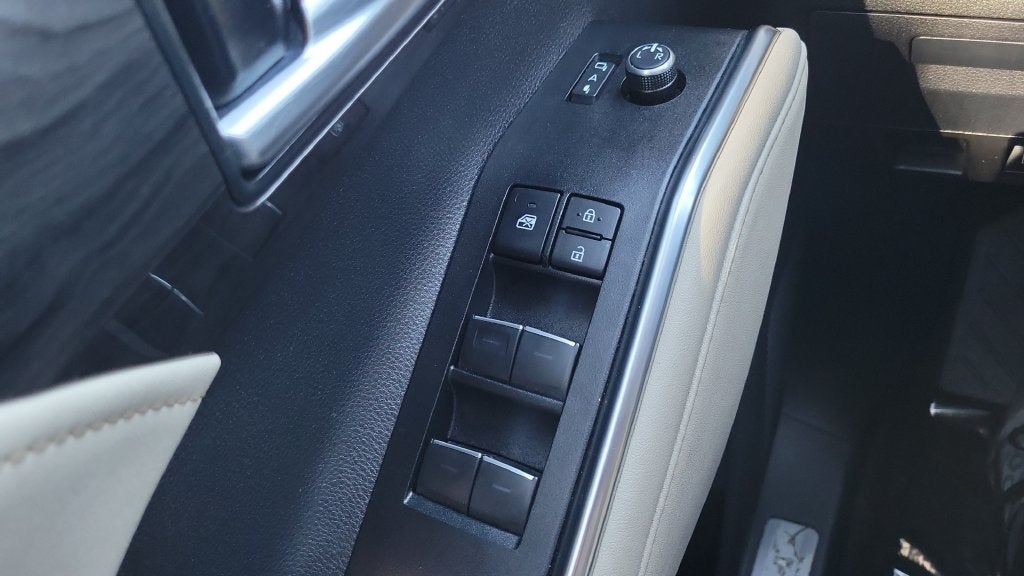 2025 Toyota Highlander Limited