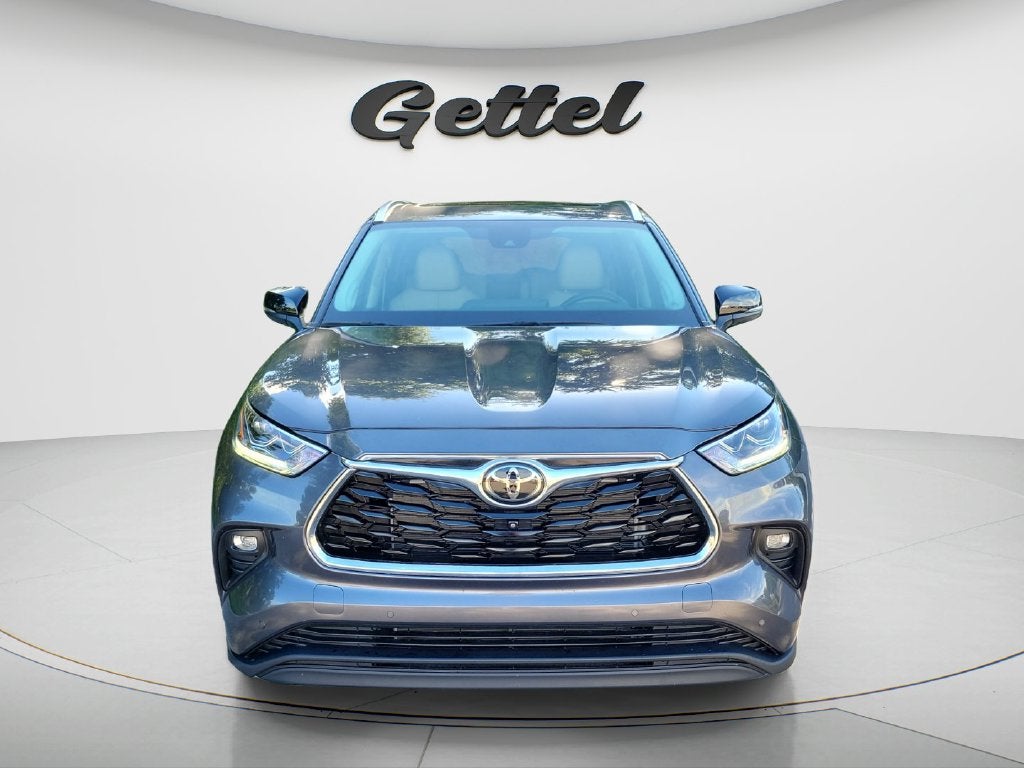 2025 Toyota Highlander Limited