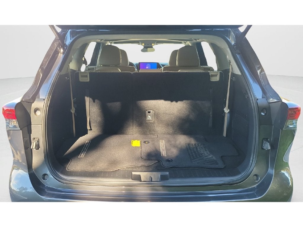 2025 Toyota Highlander Limited