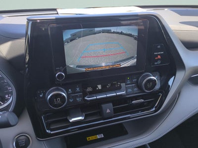 2024 Toyota HIGHLANDER XLE