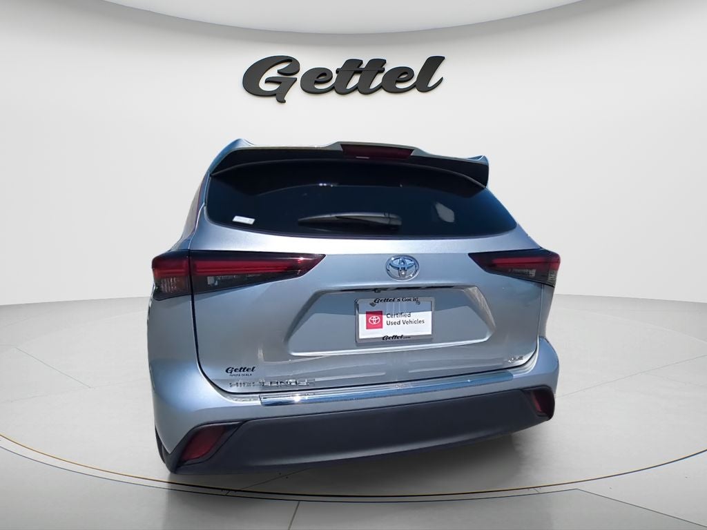 2024 Toyota HIGHLANDER XLE