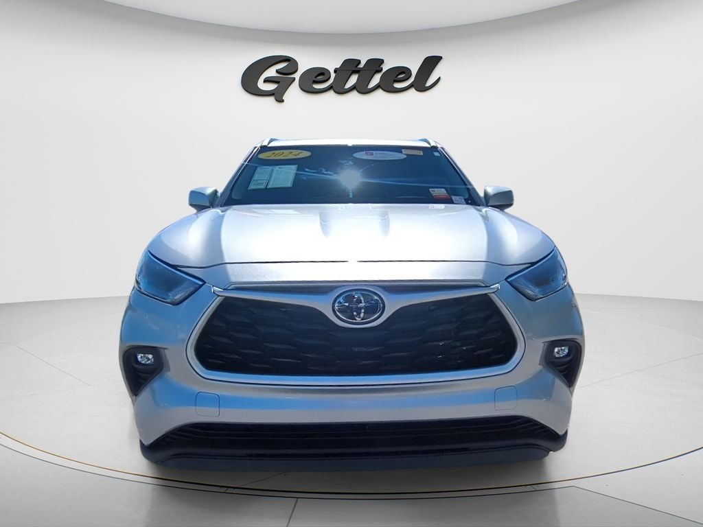 2024 Toyota HIGHLANDER XLE