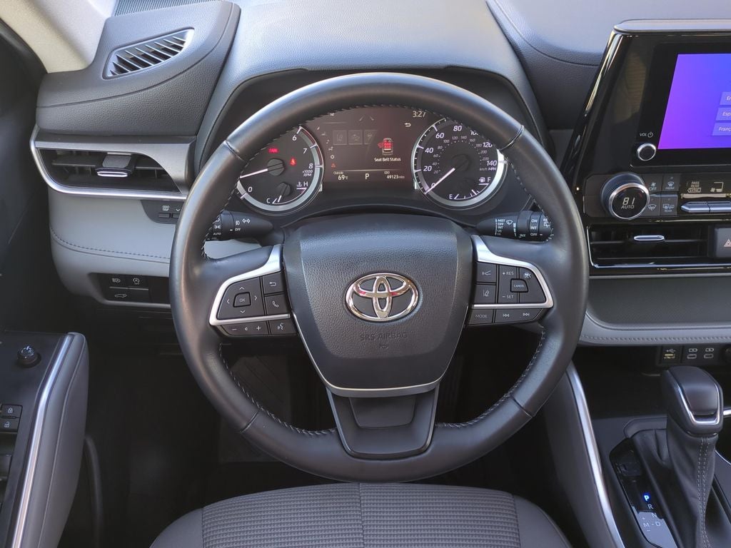 2023 Toyota HIGHLANDER XLE