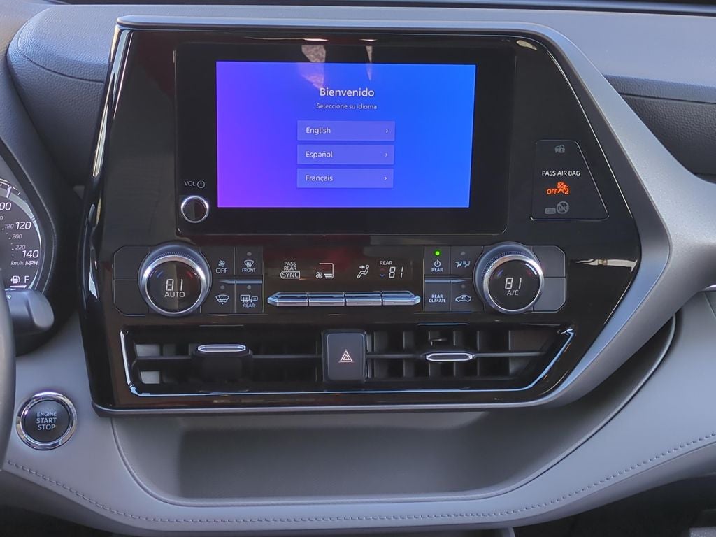 2023 Toyota HIGHLANDER XLE