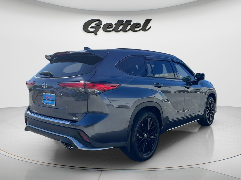 2023 Toyota Highlander XSE