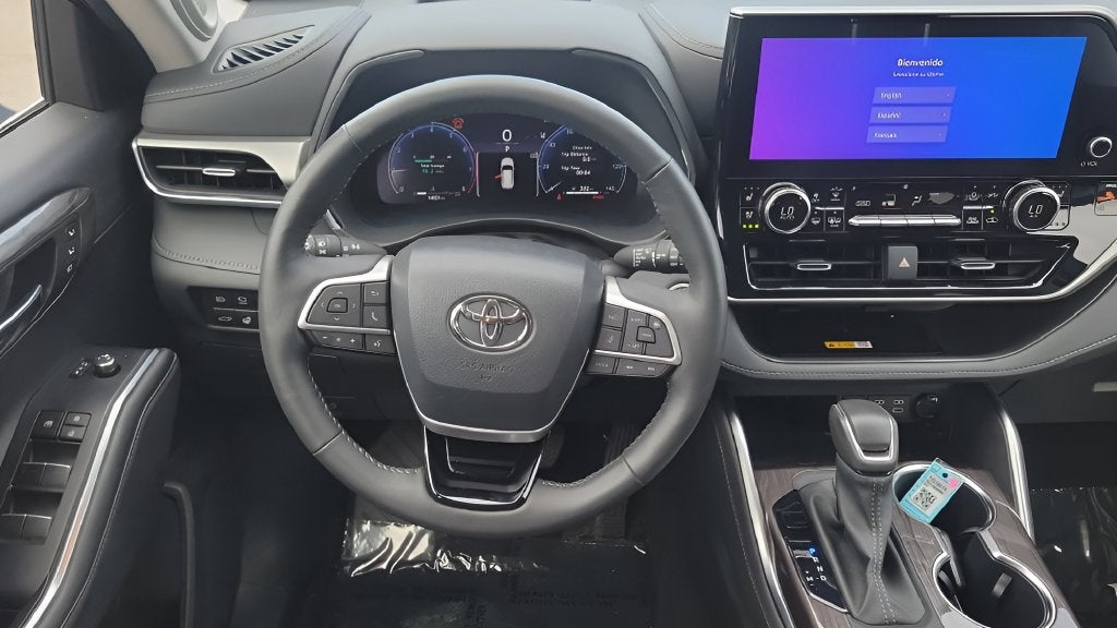 2024 Toyota Highlander Platinum