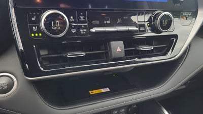 2024 Toyota Highlander Platinum