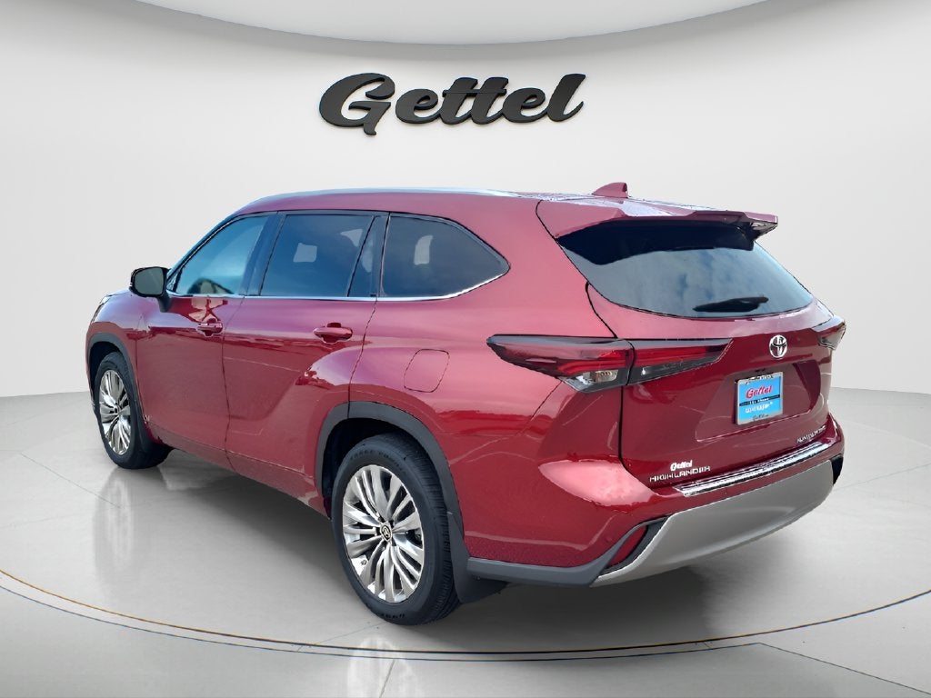 2024 Toyota Highlander Platinum