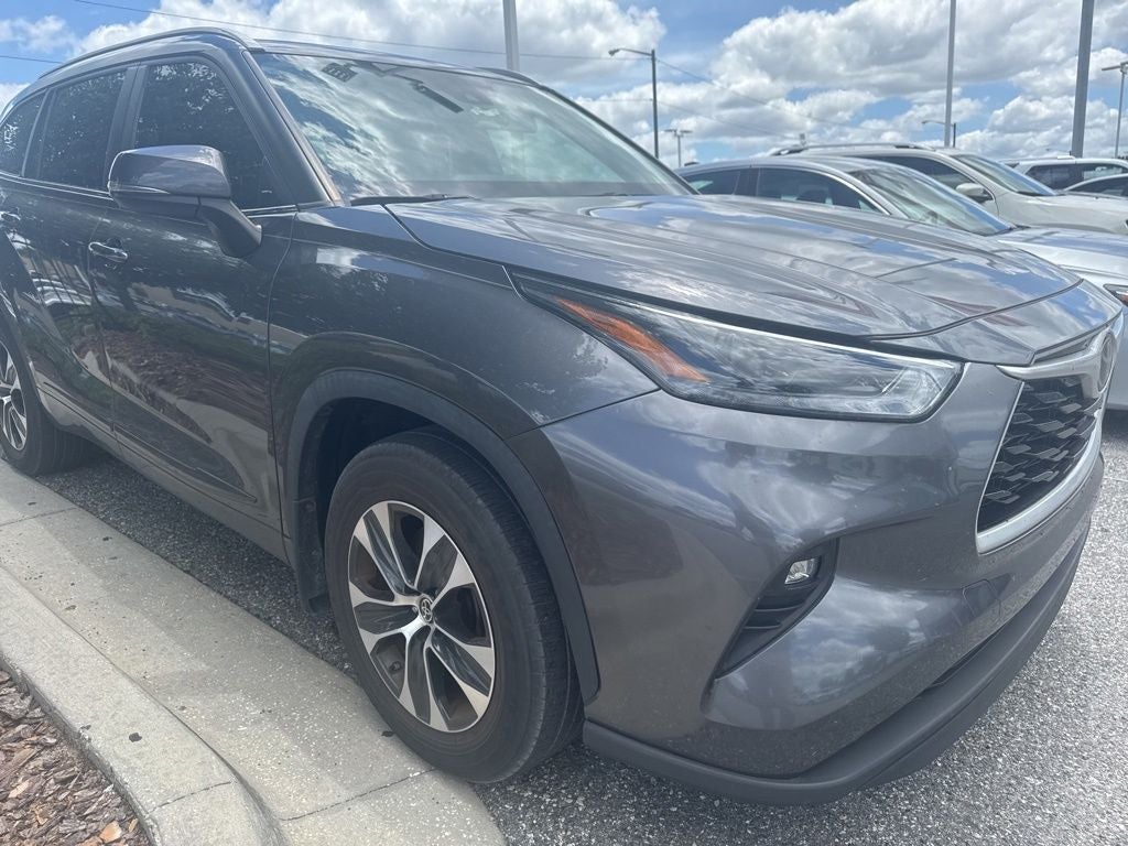 2024 Toyota Highlander XLE