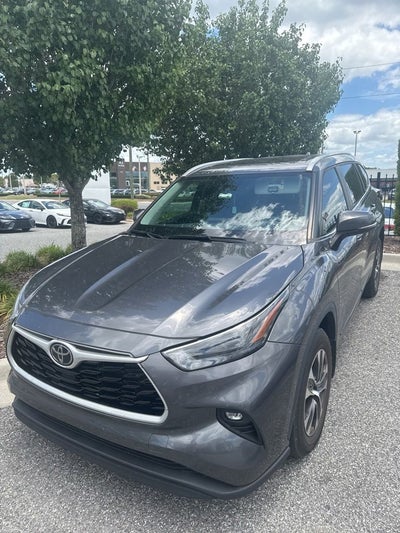 2024 Toyota Highlander XLE