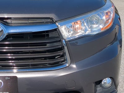 2014 Toyota HIGHLANDER XLE V6