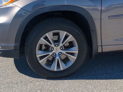 2014 Toyota HIGHLANDER XLE V6