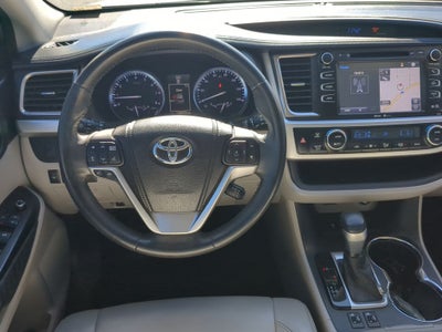 2014 Toyota HIGHLANDER XLE V6