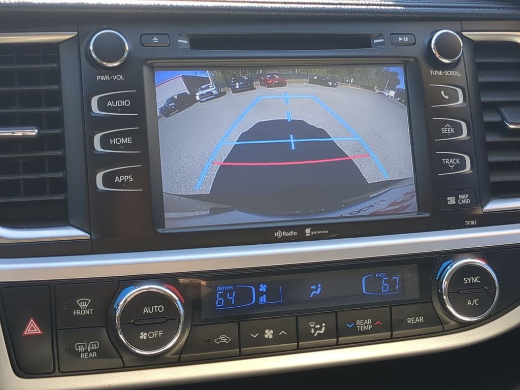 2014 Toyota HIGHLANDER XLE V6