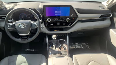 2026 Toyota Highlander Hybrid Limited