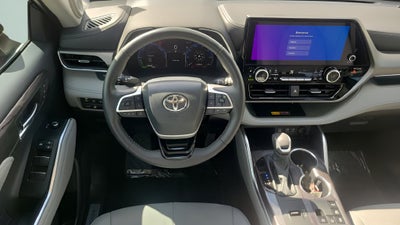 2026 Toyota Highlander Hybrid Limited