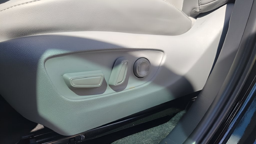 2026 Toyota Highlander Hybrid Limited