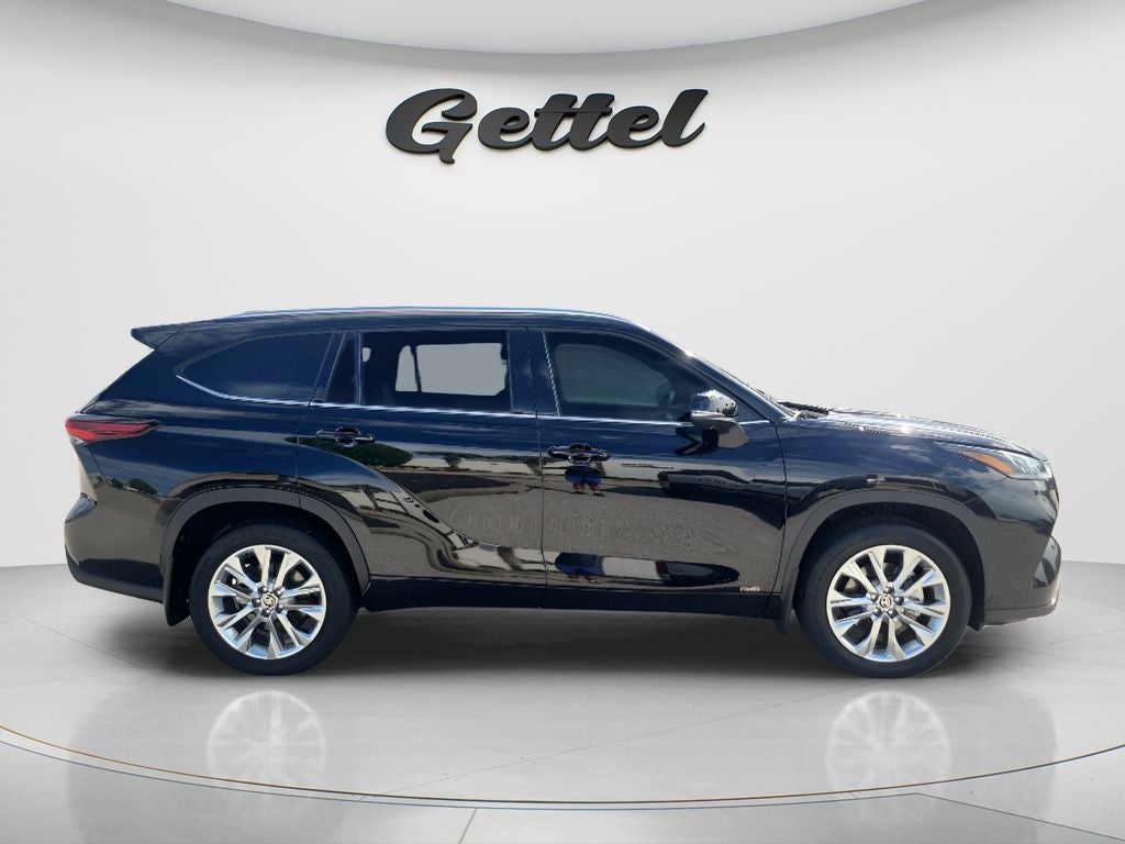 2026 Toyota Highlander Hybrid Limited