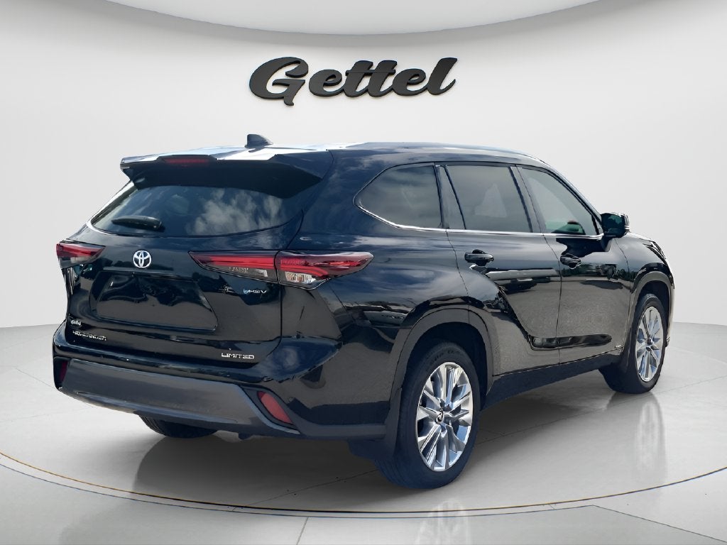 2026 Toyota Highlander Hybrid Limited