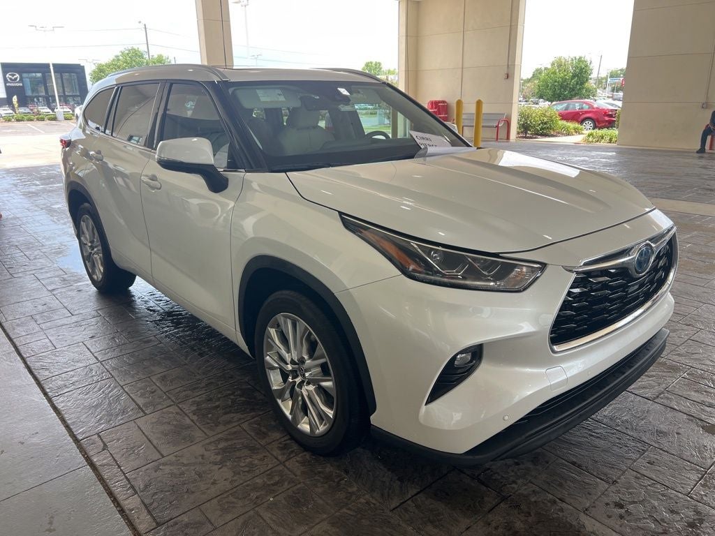 2023 Toyota Highlander Hybrid Limited
